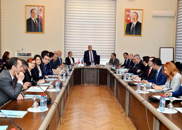 Dövlət İdarəçilik Akademiyasında Türkiyənin yüksək vəzifəli dövlət qulluqçuları üçün növbəti təlim-seminar