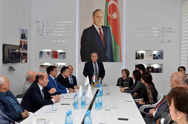 Azərbaycanın müstəqilliyinin bərpasının 25 illiyi Dövlət İdarəçilik Akademiyasında qeyd olunub